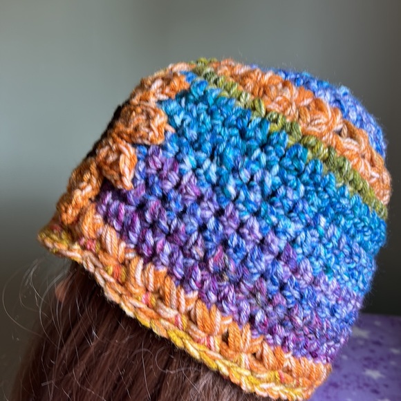 Colorful Crochet Sunflower Beanie medium soft double strings acrylic yarn new - Picture 8 of 9
